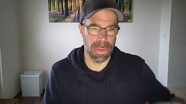 Harry Boldt online show from October 9, 2025, 6:11 am