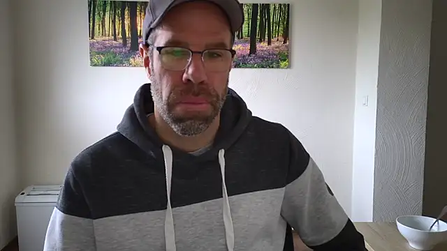 Harry Boldt online show from October 21, 2025, 9:32 am