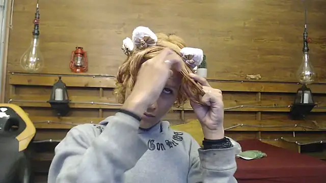 Snapshot of andy_staar chatting on November 24, 2025, 7:24 pm andy staar online show from November 24, 2025, 7:24 pm