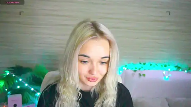 Ashley S online show from September 26, 2025, 10:14 pm