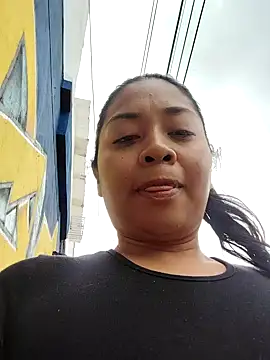 aisha brownn online show from December 1, 2025, 7:08 pm