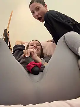 HotCaramellsTV online show from October 28, 2025, 10:41 am