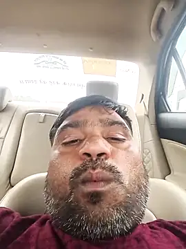 pintuS40 online show from October 27, 2025, 3:32 am