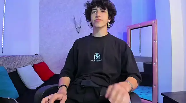 Kerverr  online show from February 8, 2025, 7:49 pm