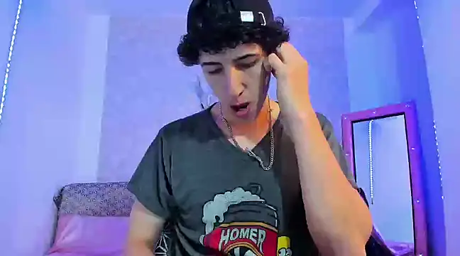 Kerverr  online show from February 28, 2025, 2:31 pm