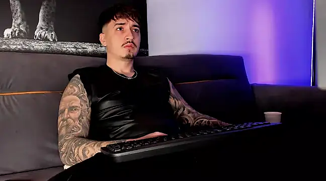 Snapshot of uptomatty chatting on February 22, 2025, 6:17 am uptomatty online show from February 22, 2025, 6:17 am