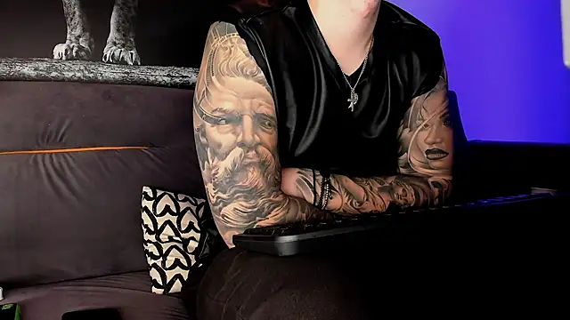 Snapshot of uptomatty chatting on February 27, 2025, 5:56 am uptomatty online show from February 27, 2025, 5:56 am