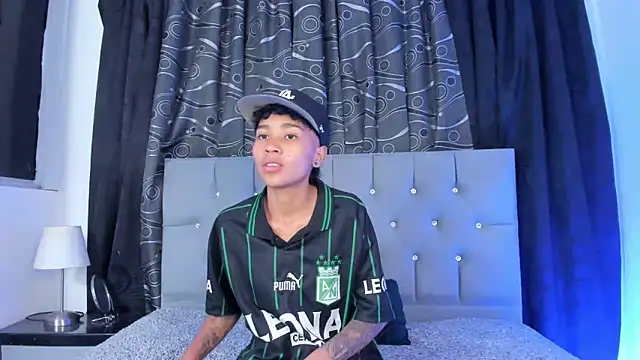 nova sex01 online show from February 9, 2025, 4:04 am