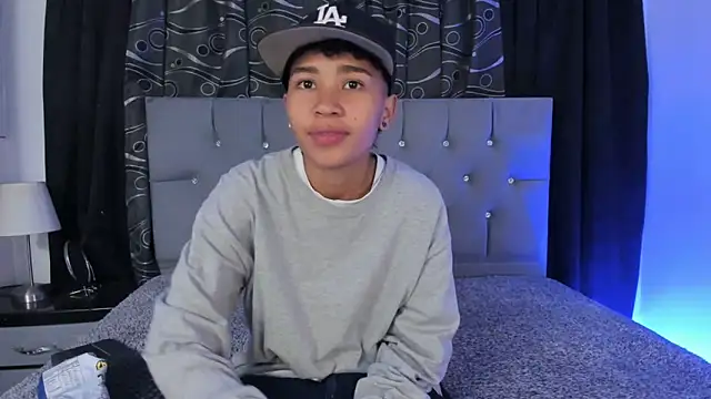 nova sex01 online show from February 20, 2025, 4:07 am