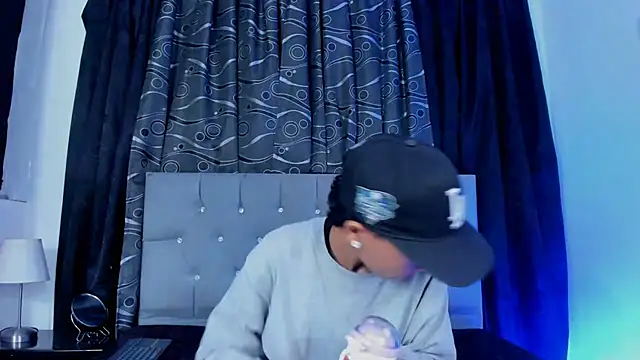 nova sex01 online show from March 19, 2025, 8:12 am