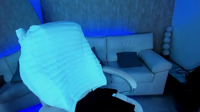 nova sex01 online show from September 19, 2025, 4:58 am