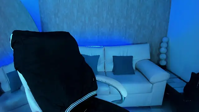 nova sex01 online show from September 23, 2025, 4:26 am