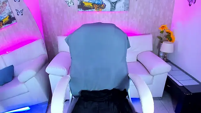 nova sex01 online show from January 17, 2026, 4:50 am