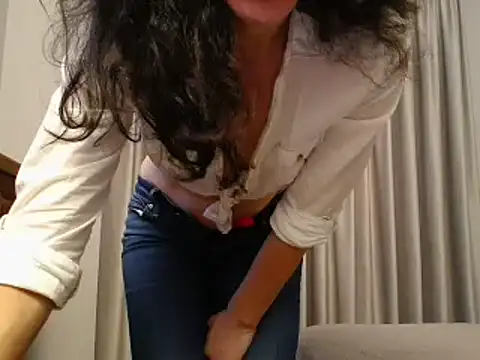 BLUEBLUE SKY online show from January 18, 2025, 12:57 pm