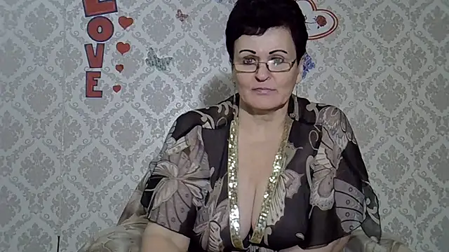 Snapshot of PaulaGolden chatting on December 24, 2024, 6:06 pm PaulaGolden online show from December 24, 2024, 6:06 pm