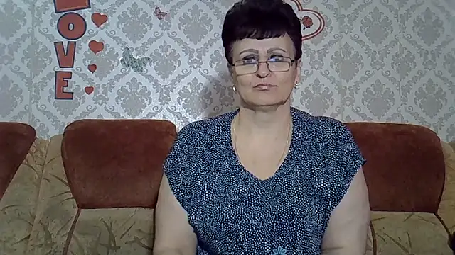 Snapshot of PaulaGolden chatting on October 20, 2025, 6:58 am PaulaGolden online show from October 20, 2025, 6:58 am