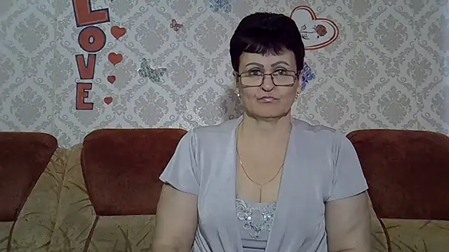 Snapshot of PaulaGolden chatting on November 22, 2025, 10:47 am PaulaGolden online show from November 22, 2025, 10:47 am