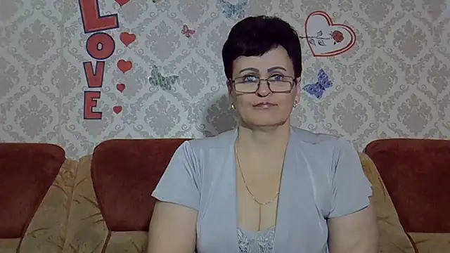 Snapshot of PaulaGolden chatting on November 24, 2025, 10:37 am PaulaGolden online show from November 24, 2025, 10:37 am