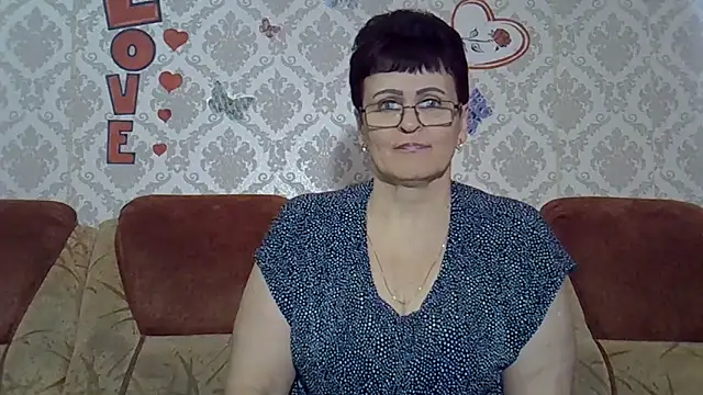 Snapshot of PaulaGolden chatting on November 25, 2025, 8:14 am PaulaGolden online show from November 25, 2025, 8:14 am