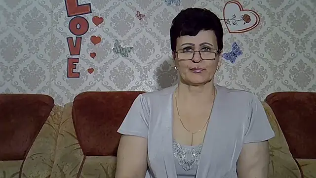 Snapshot of PaulaGolden chatting on November 26, 2025, 6:14 am PaulaGolden online show from November 26, 2025, 6:14 am