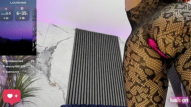 Just Mira  online show from January 30, 2025, 8:32 am