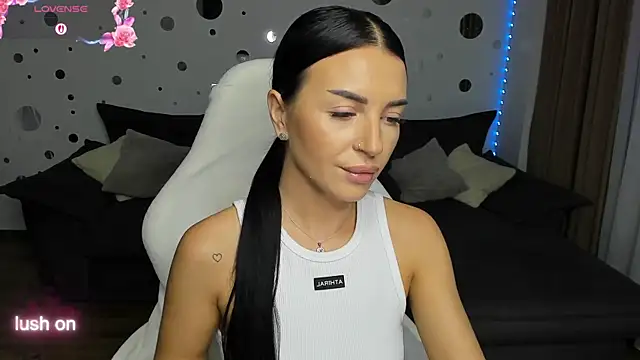 Just Mira  online show from September 23, 2025, 4:15 am