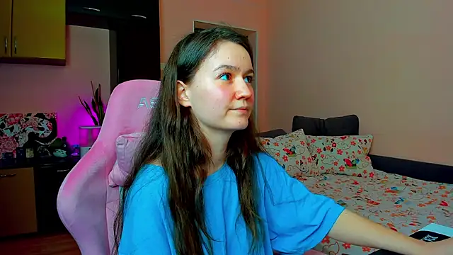 ameli moon online show from December 17, 2025, 4:24 pm