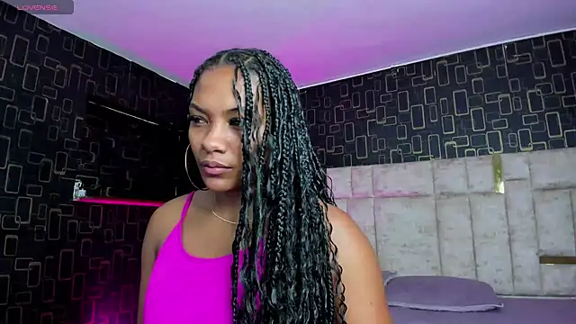Snapshot of brenda_nova18 chatting on December 8, 2024, 11:57 am brenda nova18 online show from December 8, 2024, 11:57 am