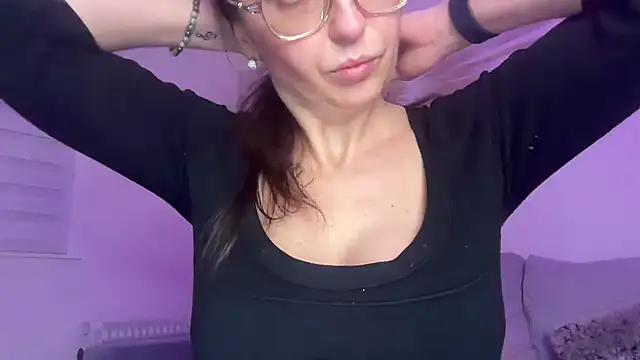 Serena 4you online show from March 12, 2026, 6:47 pm