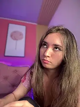 Snapshot of Sophie_LS chatting on January 30, 2025, 6:03 am Sophie LS online show from January 30, 2025, 6:03 am