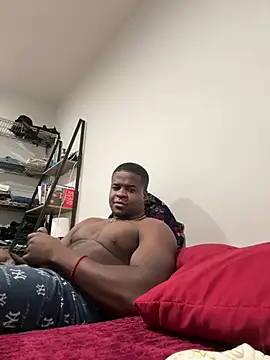 panteranegra809 online show from March 5, 2025, 4:02 am