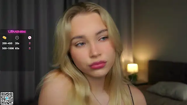 Snapshot of AftonConnett chatting on January 6, 2025, 1:09 am AftonConnett online show from January 6, 2025, 1:09 am