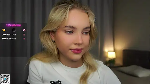 Snapshot of AftonConnett chatting on January 9, 2025, 1:08 am AftonConnett online show from January 9, 2025, 1:08 am