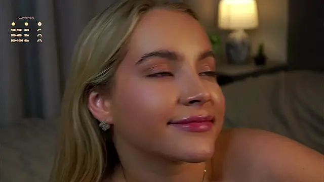 Snapshot of AftonConnett chatting on February 8, 2025, 4:14 am AftonConnett online show from February 8, 2025, 4:14 am