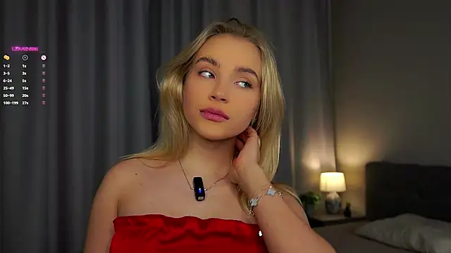 Snapshot of AftonConnett chatting on February 15, 2025, 1:10 am AftonConnett online show from February 15, 2025, 1:10 am