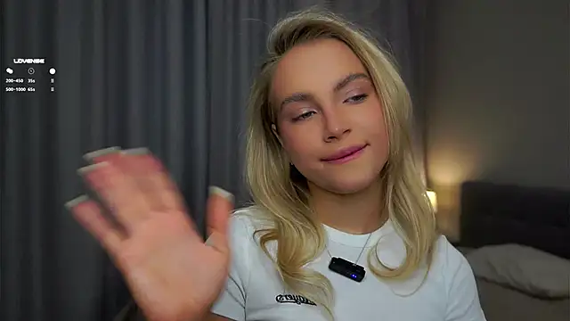 Snapshot of AftonConnett chatting on February 26, 2025, 1:11 am AftonConnett online show from February 26, 2025, 1:11 am