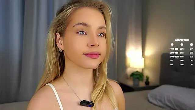 Snapshot of AftonConnett chatting on March 12, 2025, 1:14 am AftonConnett online show from March 12, 2025, 1:14 am