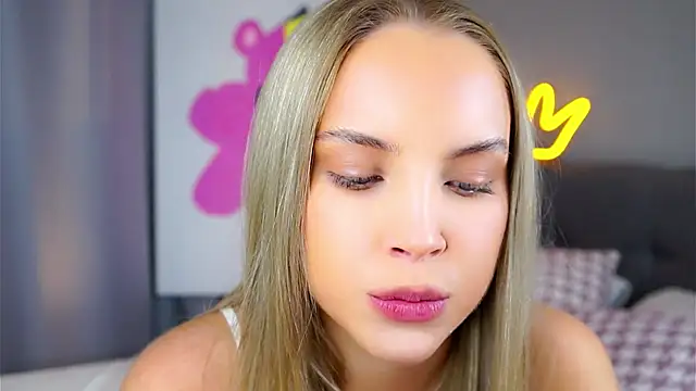 Snapshot of AftonConnett chatting on October 26, 2025, 1:11 am AftonConnett online show from October 26, 2025, 1:11 am