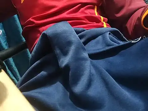 SALLY OMAR  online show from April 15, 2026, 7:58 pm