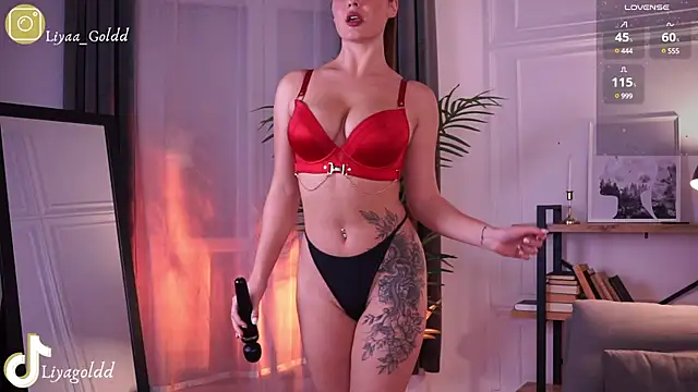 Snapshot of Liya_Gold_ chatting on December 8, 2024, 2:19 pm Liya Gold online show from December 8, 2024, 2:19 pm
