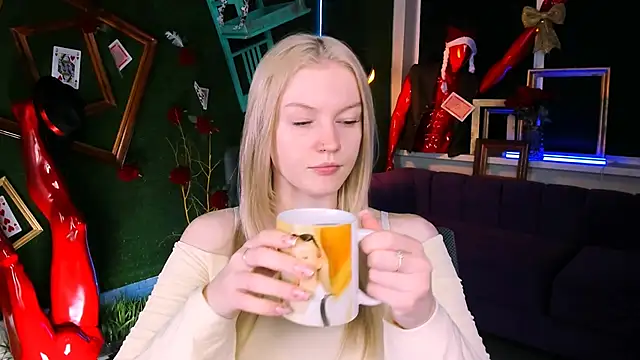 GraceGlamour online show from January 15, 2026, 5:12 am