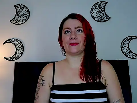 Snapshot of PamelaMK chatting on October 3, 2025, 11:18 am PamelaMK online show from October 3, 2025, 11:18 am