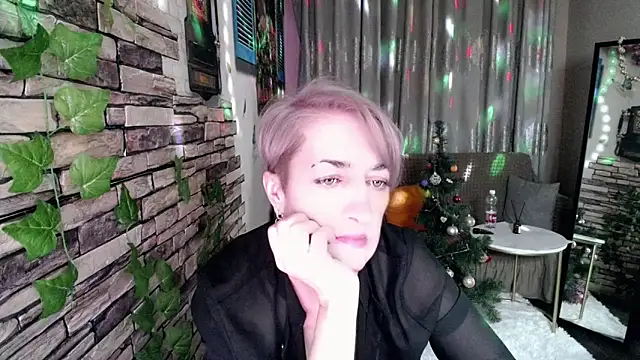 Snapshot of Hot_Girl87 chatting on January 9, 2025, 12:35 am Hot Girl87 online show from January 9, 2025, 12:35 am