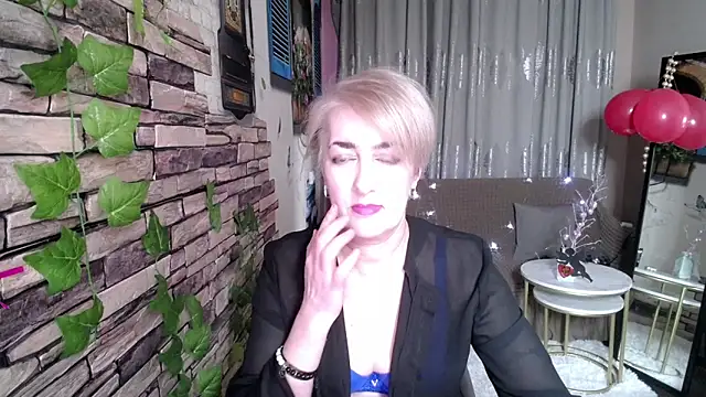 Snapshot of Hot_Girl87 chatting on February 18, 2025, 3:54 pm Hot Girl87 online show from February 18, 2025, 3:54 pm