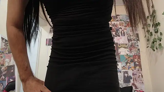 moon hill online show from March 1, 2025, 1:32 am