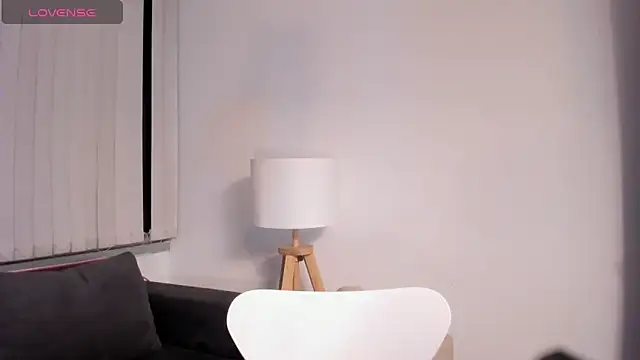 Valentina Se online show from December 10, 2024, 10:28 am