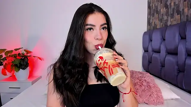 IsabellaAnngel online show from April 16, 2026, 12:22 am