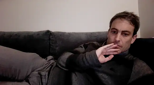 basquehotboy online show from February 28, 2025, 9:44 pm