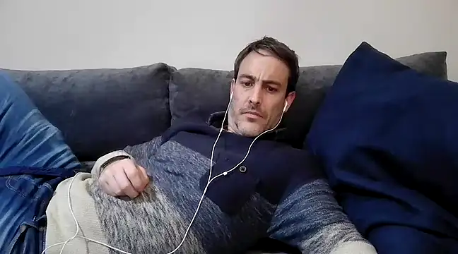 basquehotboy online show from March 14, 2025, 11:00 pm