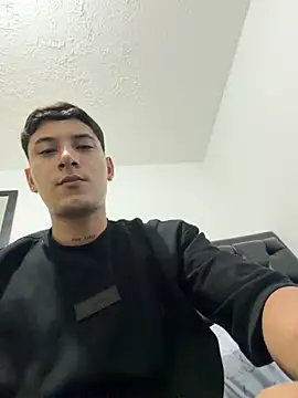 Damian23   online show from October 1, 2025, 5:02 am